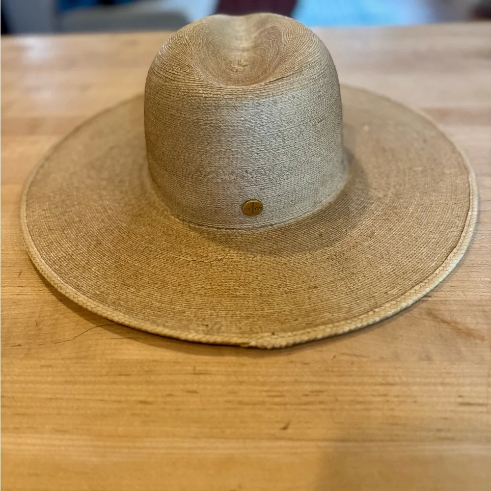 GIGI PIP Tan Wide-Brim Hat - Picture 2 of 9